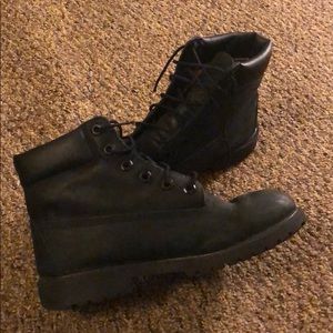 Black timberlands size 8